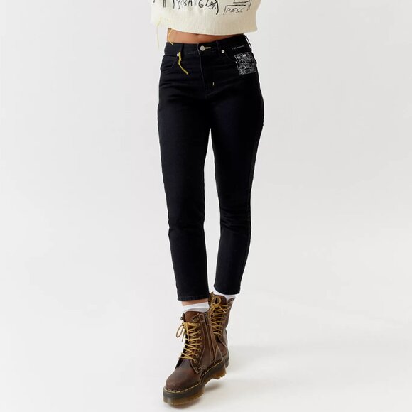 NWT Lee x Jean-Michel Basquiat Mom Jeans Size 28